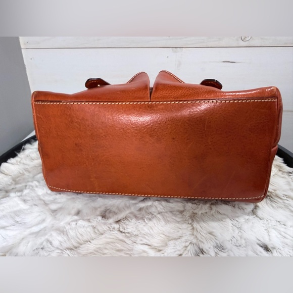 Dooney & Bourke Florentine Leather Lucy Hobo – Bruschetta - Picture 8 of 17